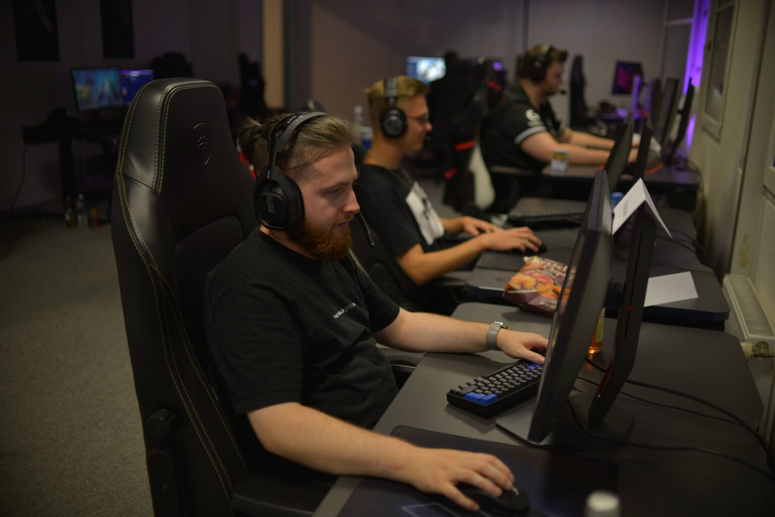 Unsere eSportler R6 beim Zocken